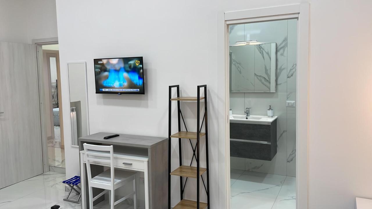 Lumacors House Bed & Breakfast Napoli Bagian luar foto