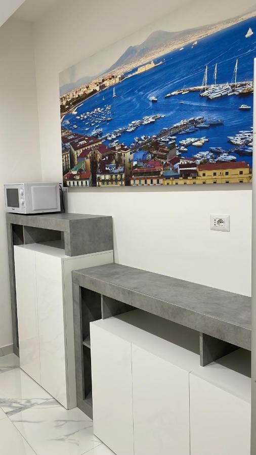 Lumacors House Bed & Breakfast Napoli Bagian luar foto