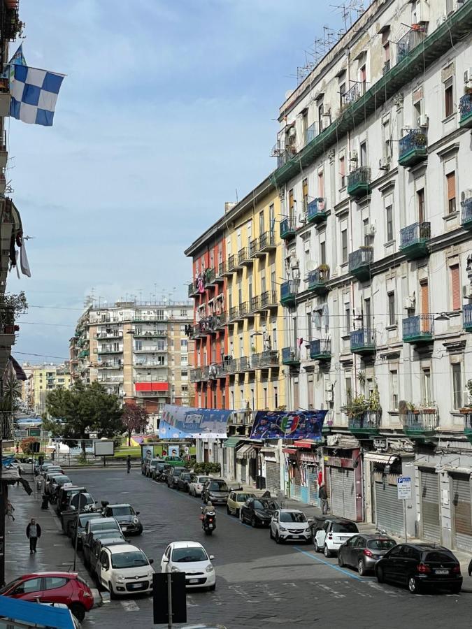 Lumacors House Bed & Breakfast Napoli Bagian luar foto